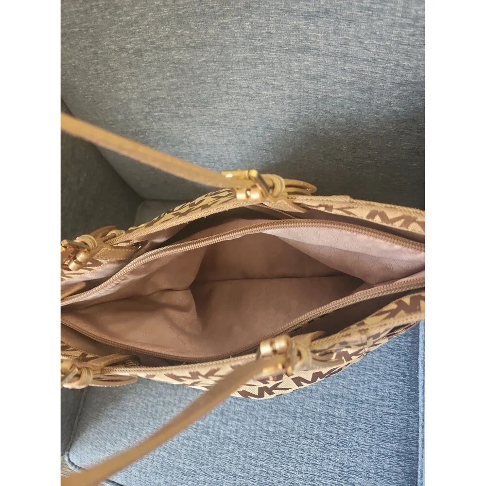Michael Kors Jet Set Tote Brown Signature Print w/ Gold Leather Straps & Accents - Picture 9 of 11